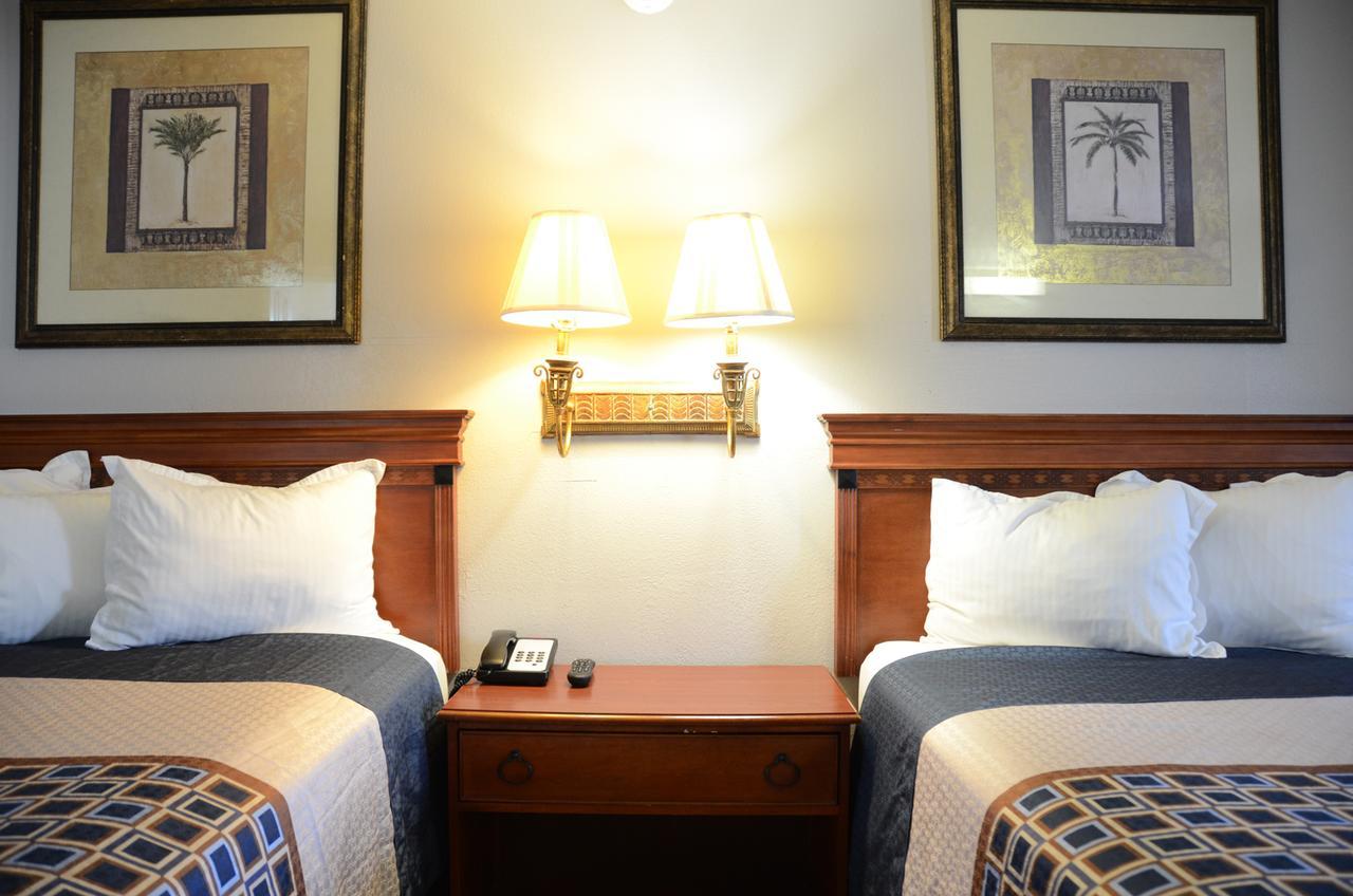 Double Room Two Double Beds Smoking