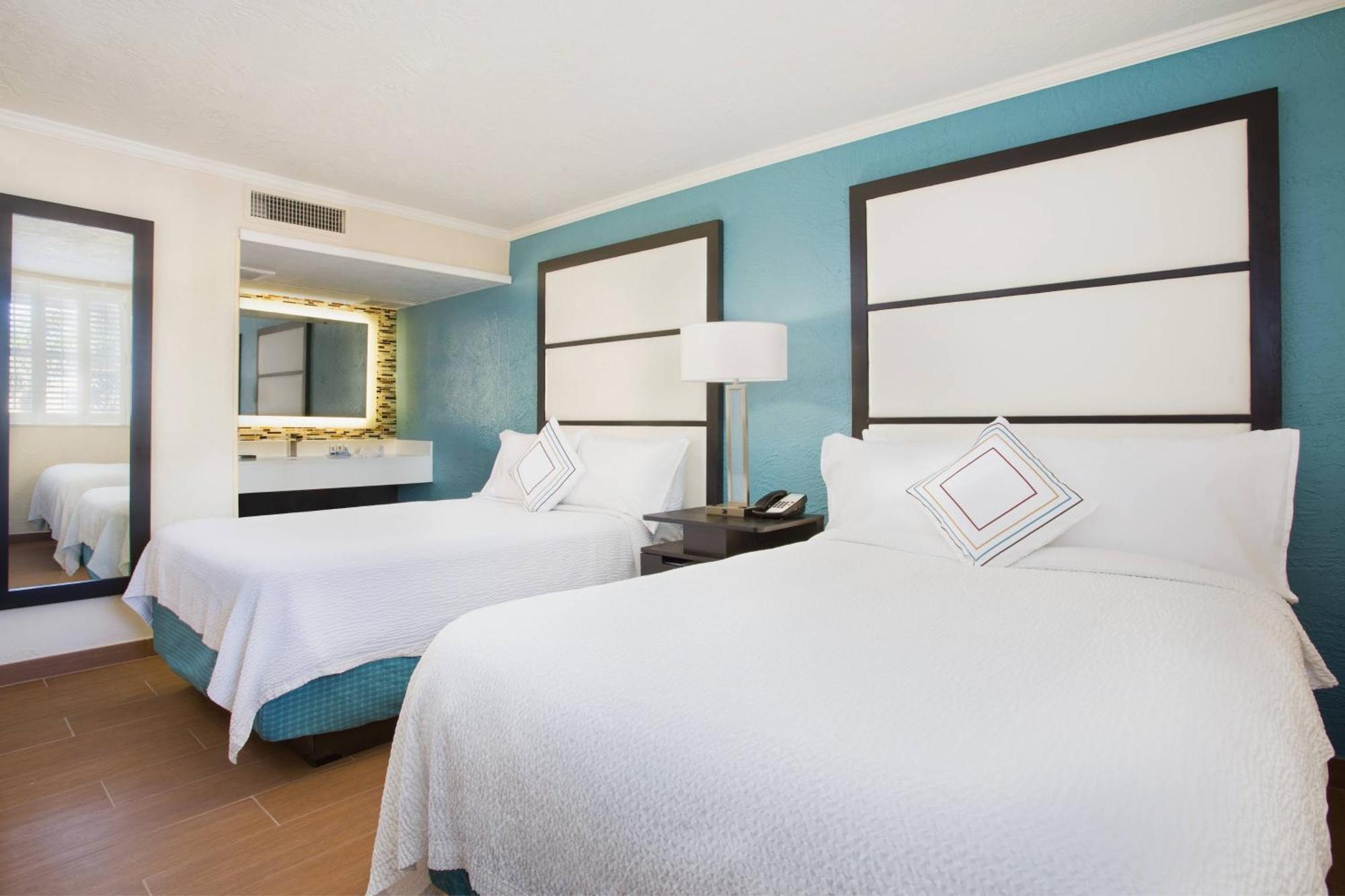 1 Bedroom Suite, 2 Double, Sofa bed,677100810:JPEG
