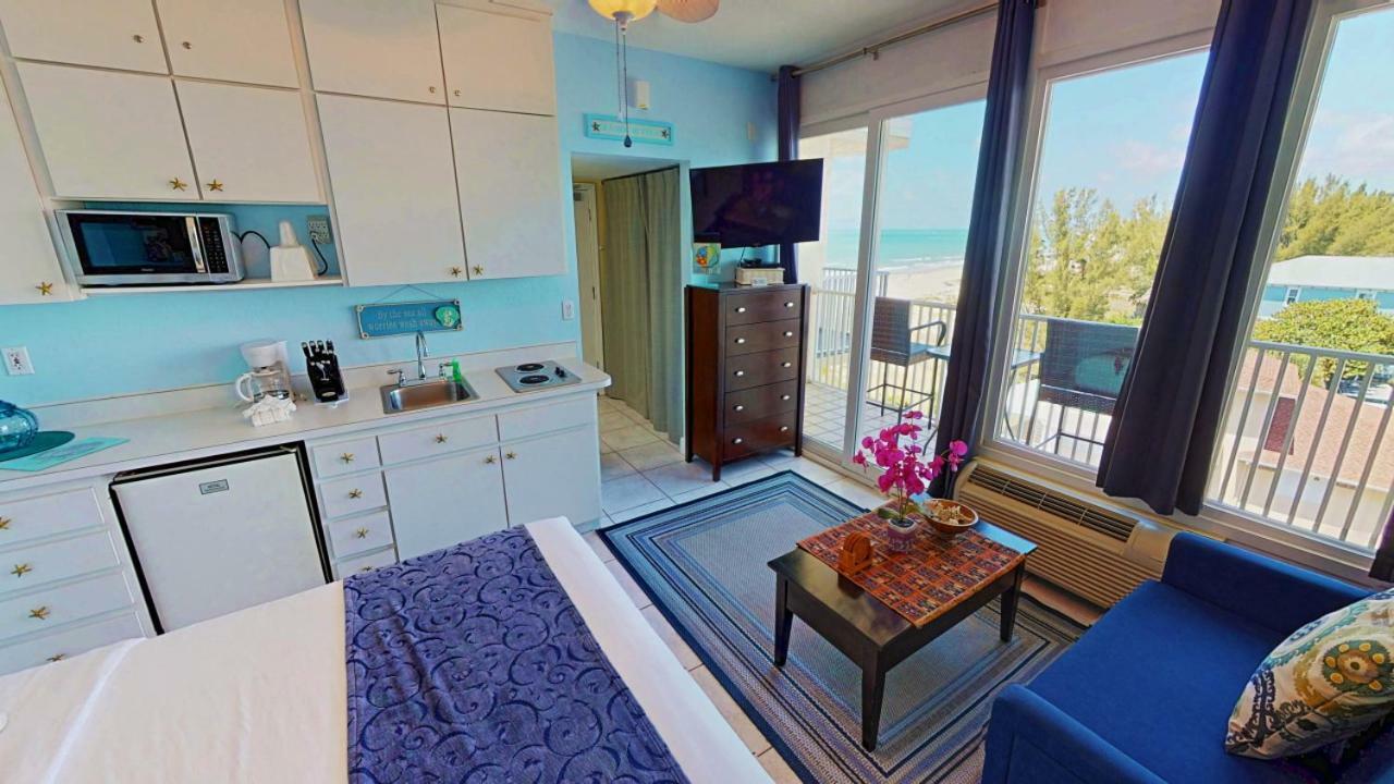 Executive Double Ocean & Bay View 602