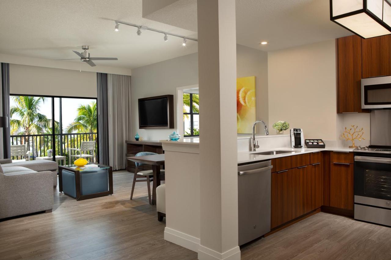 Two-Bedroom Condo Resort View Water Park Access