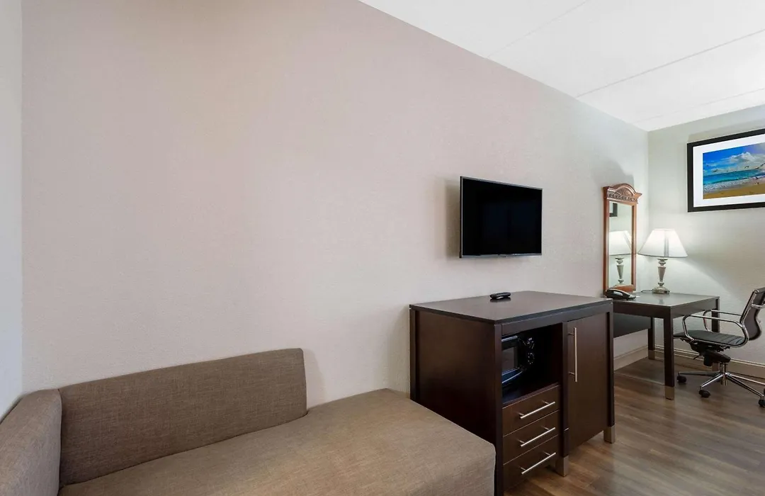 Ramada By Wyndham Panama City-1