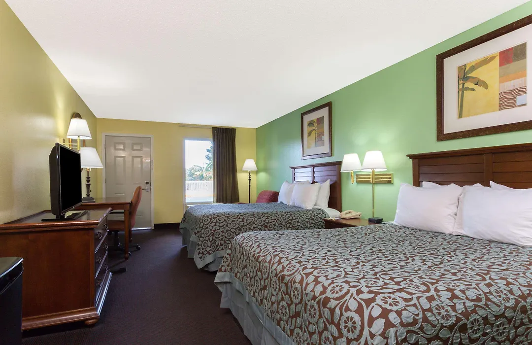Days Inn Lamont/Monticello-1