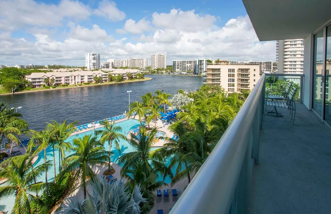 Doubletree Resort By Hilton Hollywood Beach-1