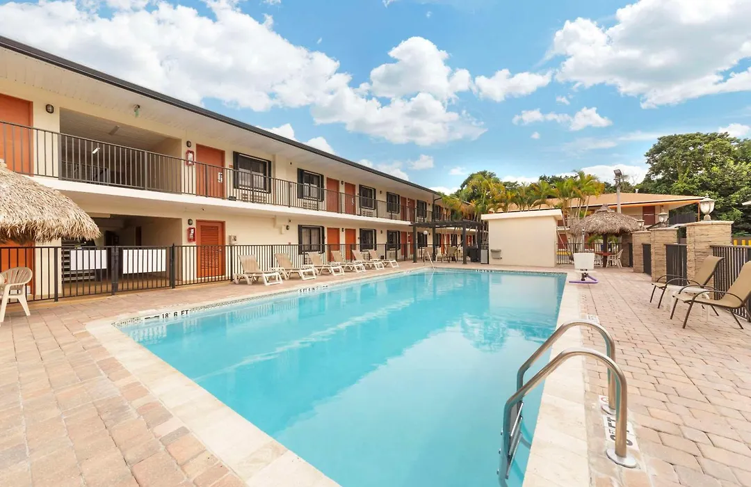 Quality Inn Florida City - Gateway To The Keys-1