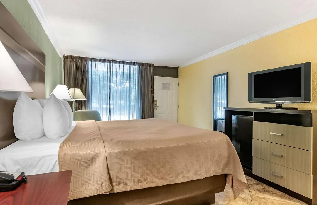 Clarion Inn Orlando International Drive - Icon Park-1