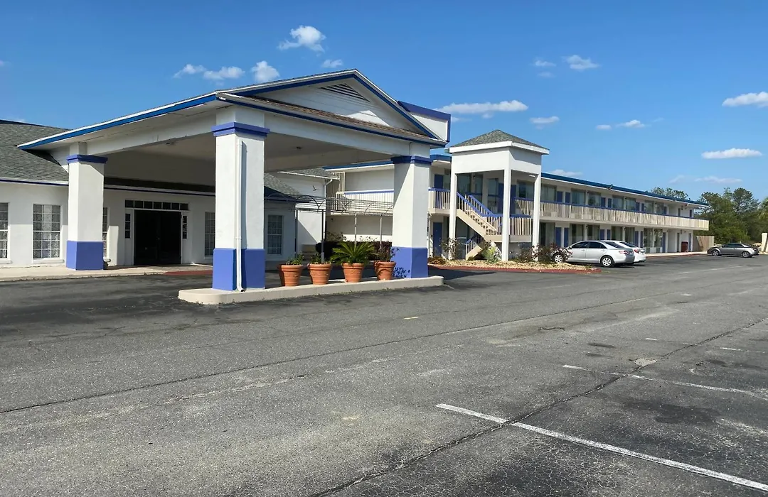 Americas Best Value Inn-1