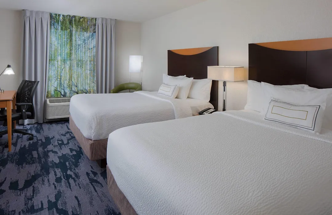 Fairfield Inn & Suites By Marriott Orlando Lake Buena Vista-1