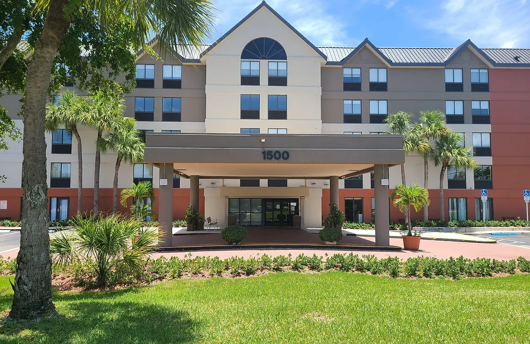 Holiday Inn Express Fort Lauderdale North - Executive Airport By Ihg-1