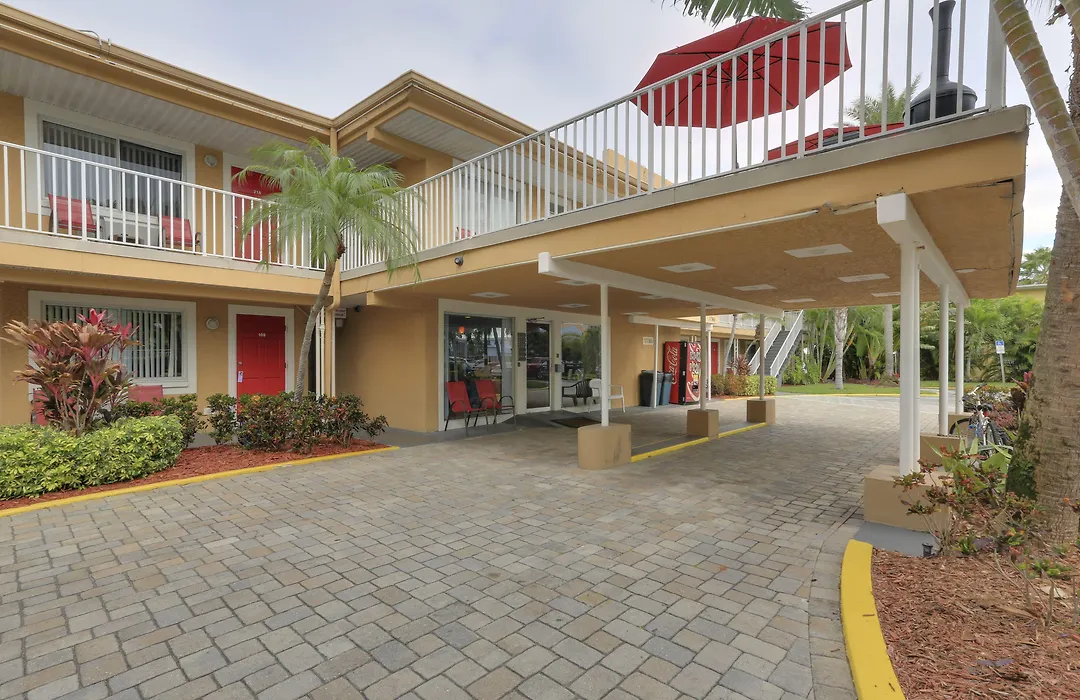 Bayside Inn And Marina-1