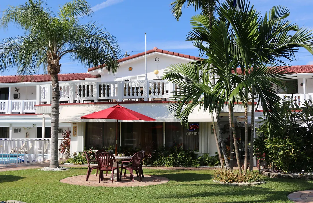 Breakaway Inn Guest House-1