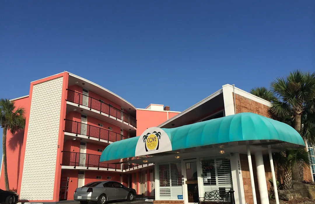 Cove Motel Oceanfront-1