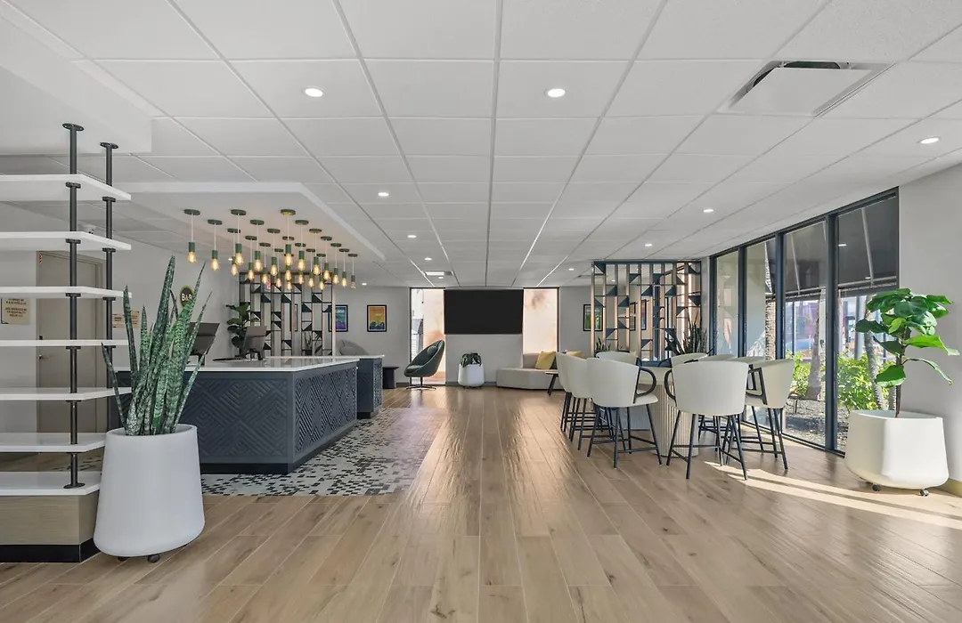 B&B Hotel Orlando International Drive Near Universal - Newly Renovated!-1