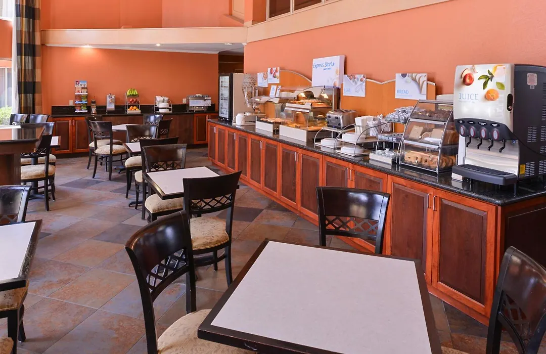 Holiday Inn Express Hotel Clearwater East - Icot Center By Ihg-1
