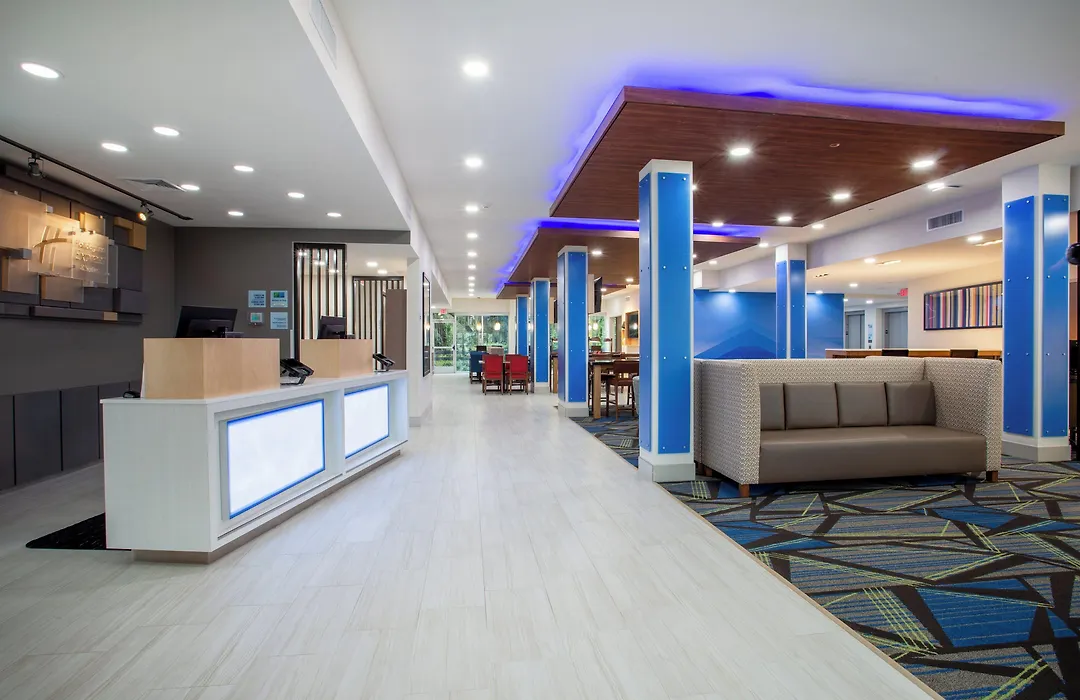 Holiday Inn Express & Suites - Deland South By Ihg-1