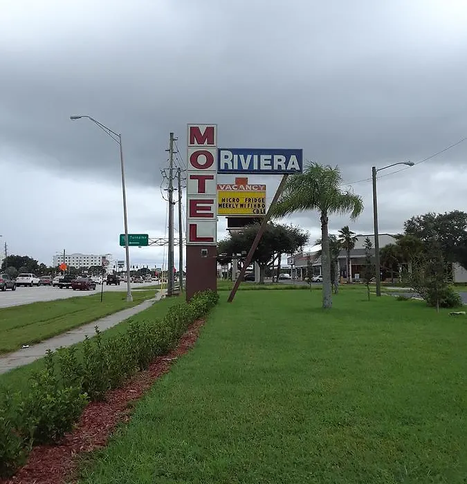 Riviera Motel-1