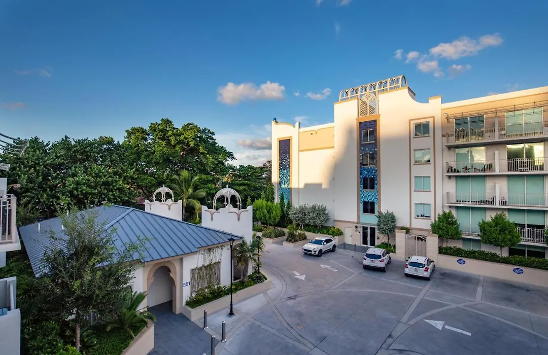 Mare Azur Design District Luxury Apartments-1