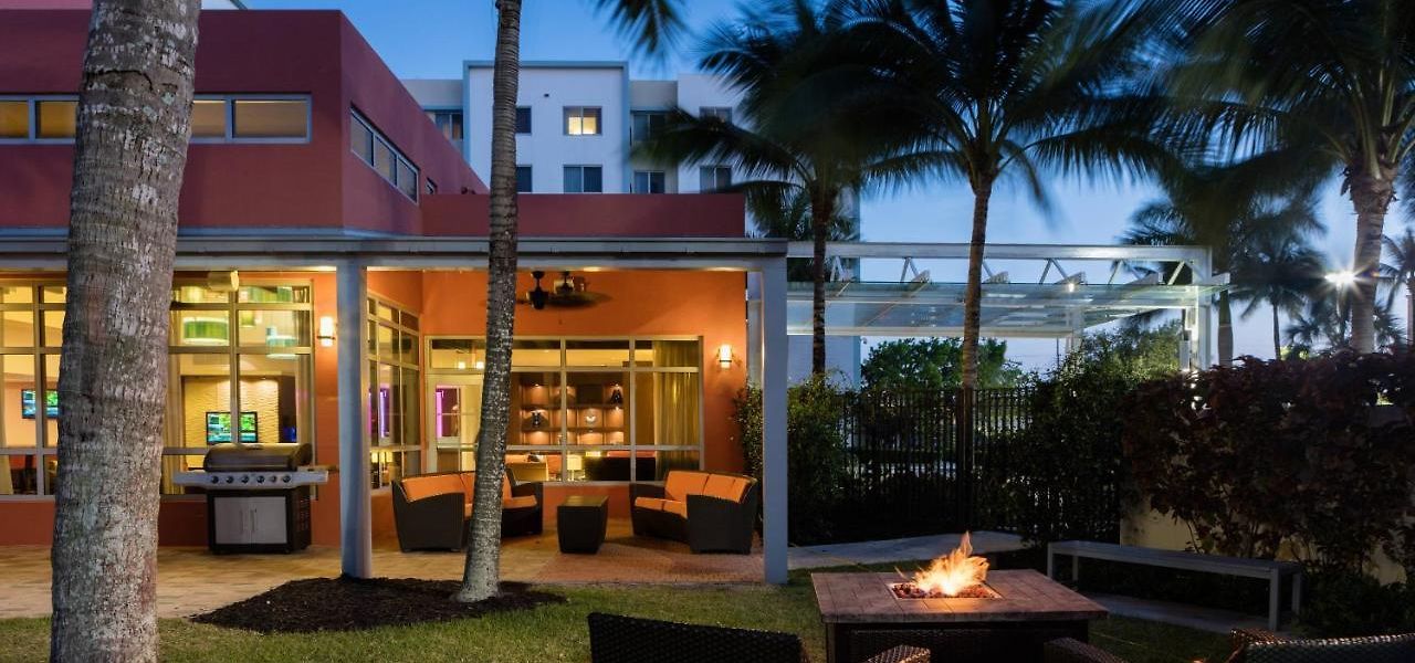 Best 6 Pet Friendly Hotels in Miami, Florida(FL), United States in 2023