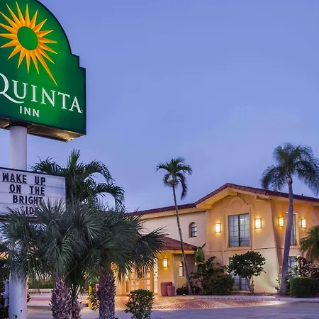 Baymont By Wyndham Fort Myers Central-2