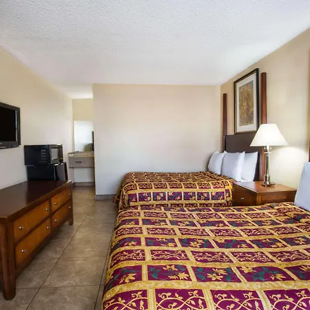 Knights Inn Orlando-2