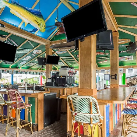 Wyndham Garden Fort Myers Beach-3