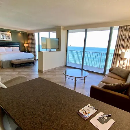 Radisson Suite Hotel Oceanfront-2