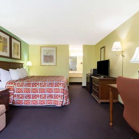 Days Inn Lamont/Monticello-3