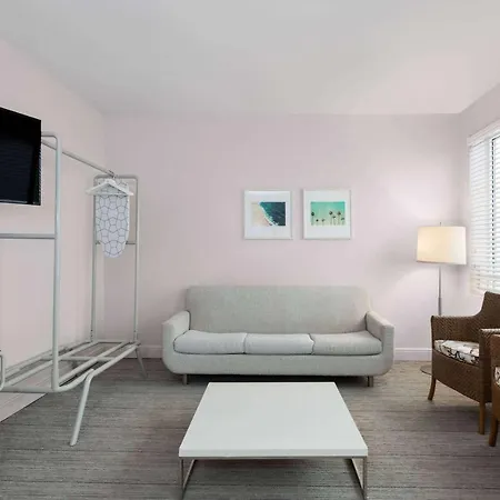 Astor Hotel By Luxurban-2