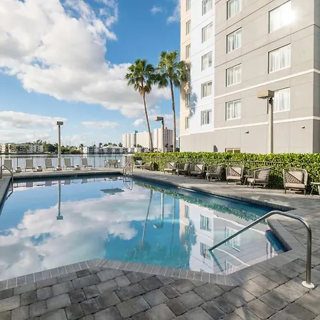 Homewood Suites Miami Airport/Blue Lagoon-2