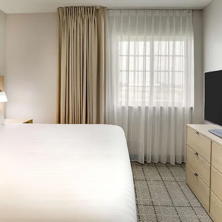 Sonesta Simply Suites Miami Airport Doral-3