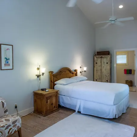 Casa 325 Guesthouse-3