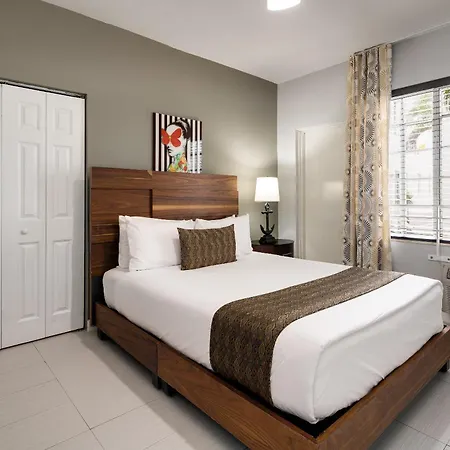 Tradewinds Apartment Hotel Miami Beach-3