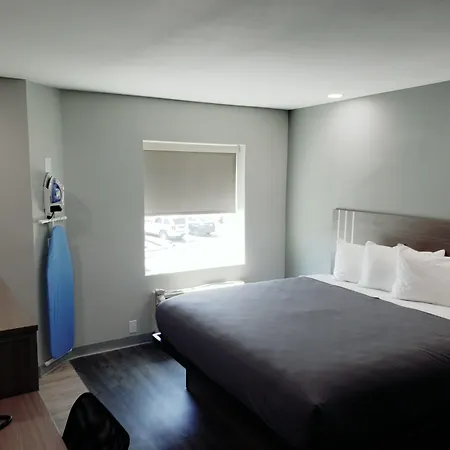 Hathaway Inn-3