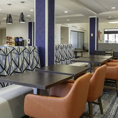 Holiday Inn Express & Suites Jacksonville Airport By Ihg-2