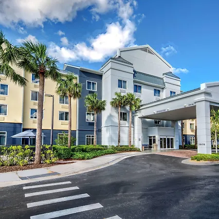 Fairfield Inn And Suites By Marriott Naples-2