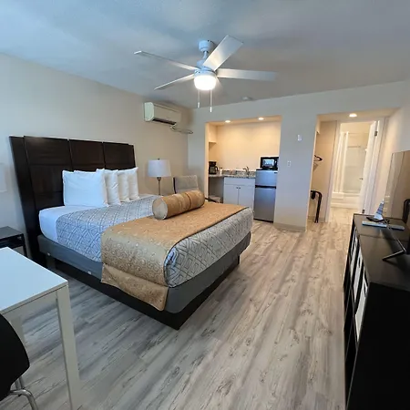 Beachside Resort Motel-3