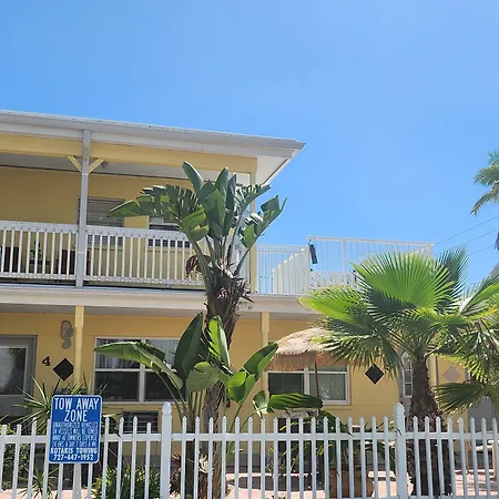 Silver Sands Motel-3
