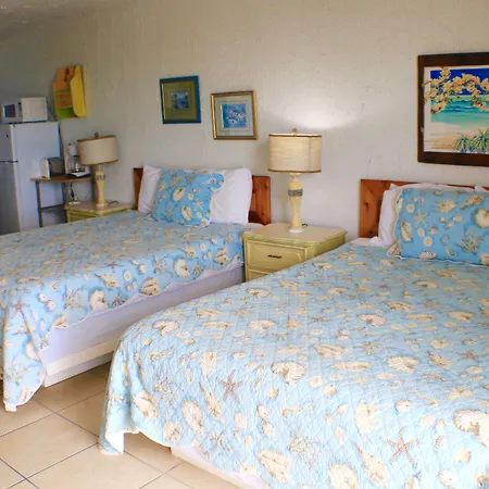 Conch Key Fishing Lodge And Marina-2