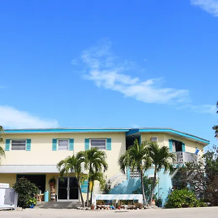 Conch Key Fishing Lodge And Marina-3