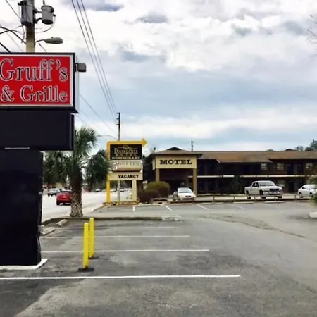 Dinner Bell Motel-2