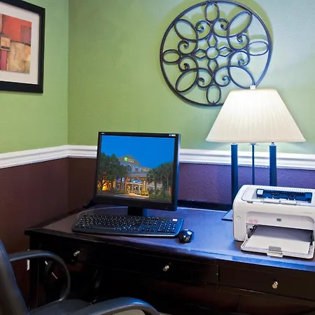 Holiday Inn Express West Palm Beach Metrocentre By Ihg-3