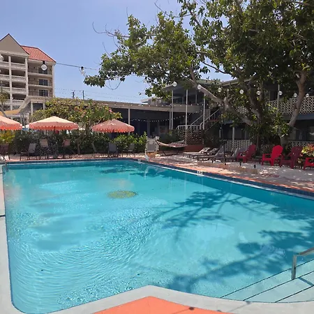 Malibu Resort Motel-2