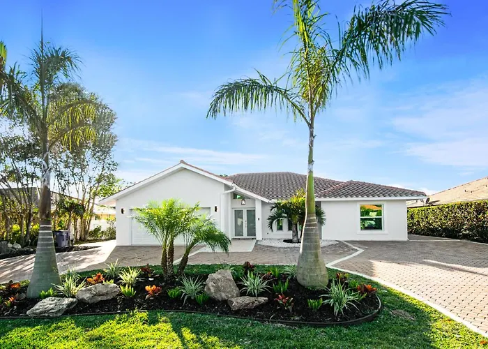 Bonita Lake Home - Luxury Taken To The Next Level