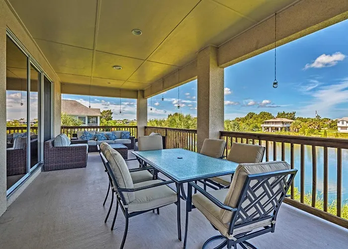 Bright Bayfront Home < 2 Mi To Hernando Beach!