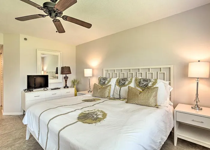 Jupiter Condo W/ Pool Access, Walk To Beach!