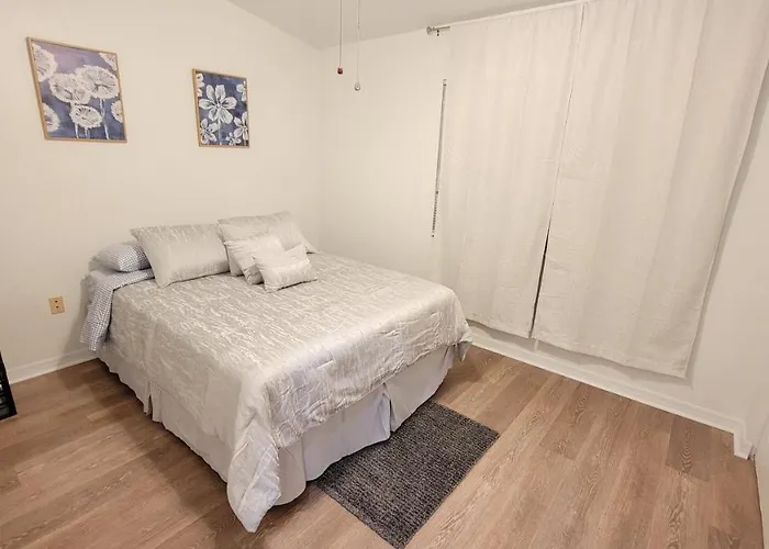 Comfortable Townhome 2Br 1-5Ba - Near Uf & Shopping Dining