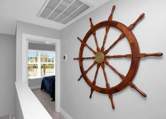 Majestic Marina Villa- 2 Bedroom Village At Hawks Cay