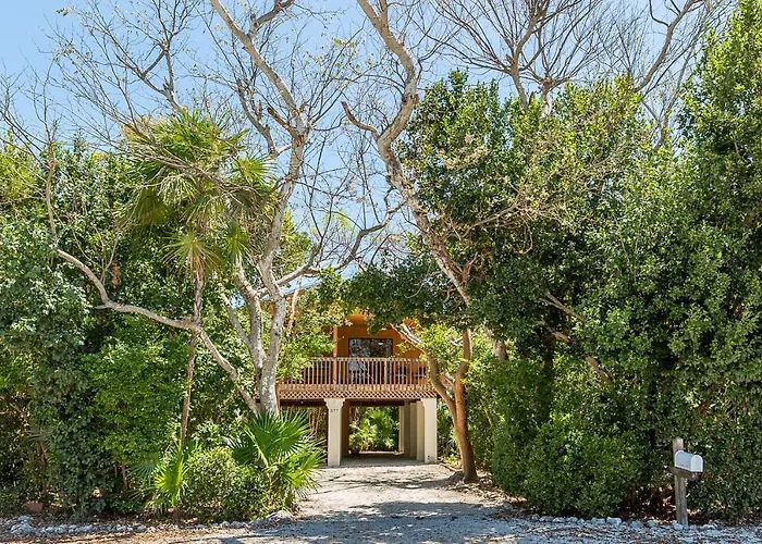 The Florida Keys Treehouse In Marathon, Fl