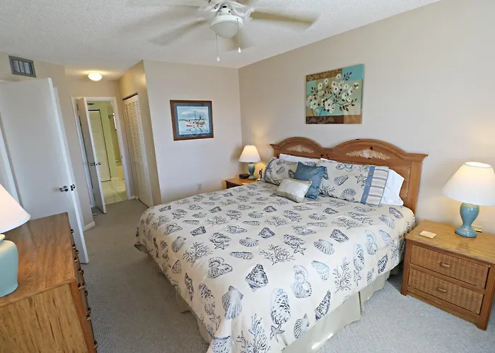 Ocean Village Club N21