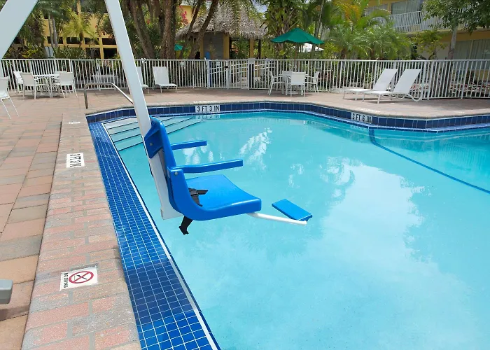Ramada By Wyndham Fort Lauderdale Airport/Cruise Port