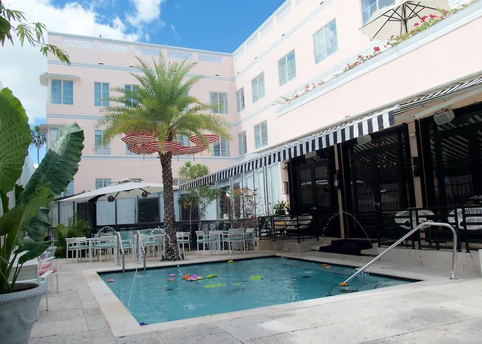 Astor Hotel By Luxurban Miami Beach